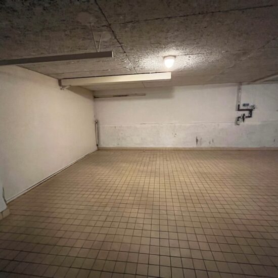 verecke-ingatlan-immobil-elado-lakas-II-kerulet-luxus-elegans-csibor utca-4szoba-erkely-panorama-lift-garazs-exkluziv-buda-budapest-konyha-nappali-klima-kert