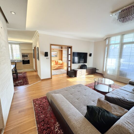 verecke-ingatlan-immobil-elado-lakas-II-kerulet-luxus-elegans-csibor utca-4szoba-erkely-panorama-lift-garazs-exkluziv-buda-budapest-konyha-nappali