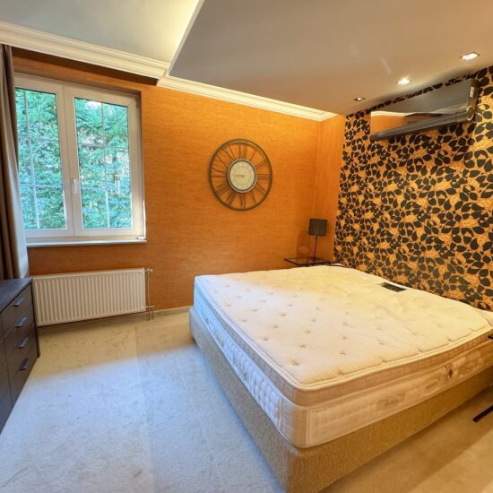 verecke-ingatlan-immobil-elado-lakas-II-kerulet-luxus-elegans-csibor utca-4szoba-erkely-panorama-lift-garazs-exkluziv-buda-budapest-konyha-nappali-klima